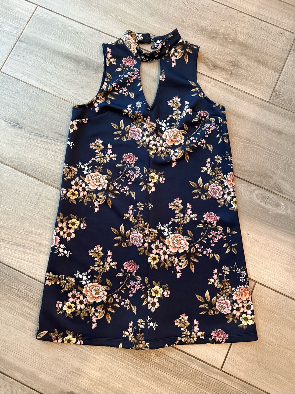 Soprano Navy Floral Keyhole Sundress